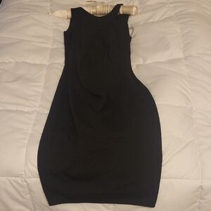 Elegant Black Sleeveless Dress